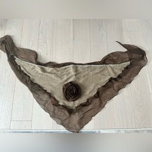 Gorgeous Brown and Gold toned scarf with Rose